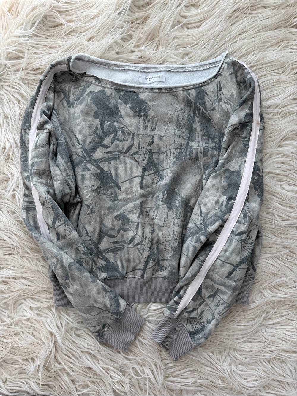 Women’s Camo Set - Picture 2 of 9